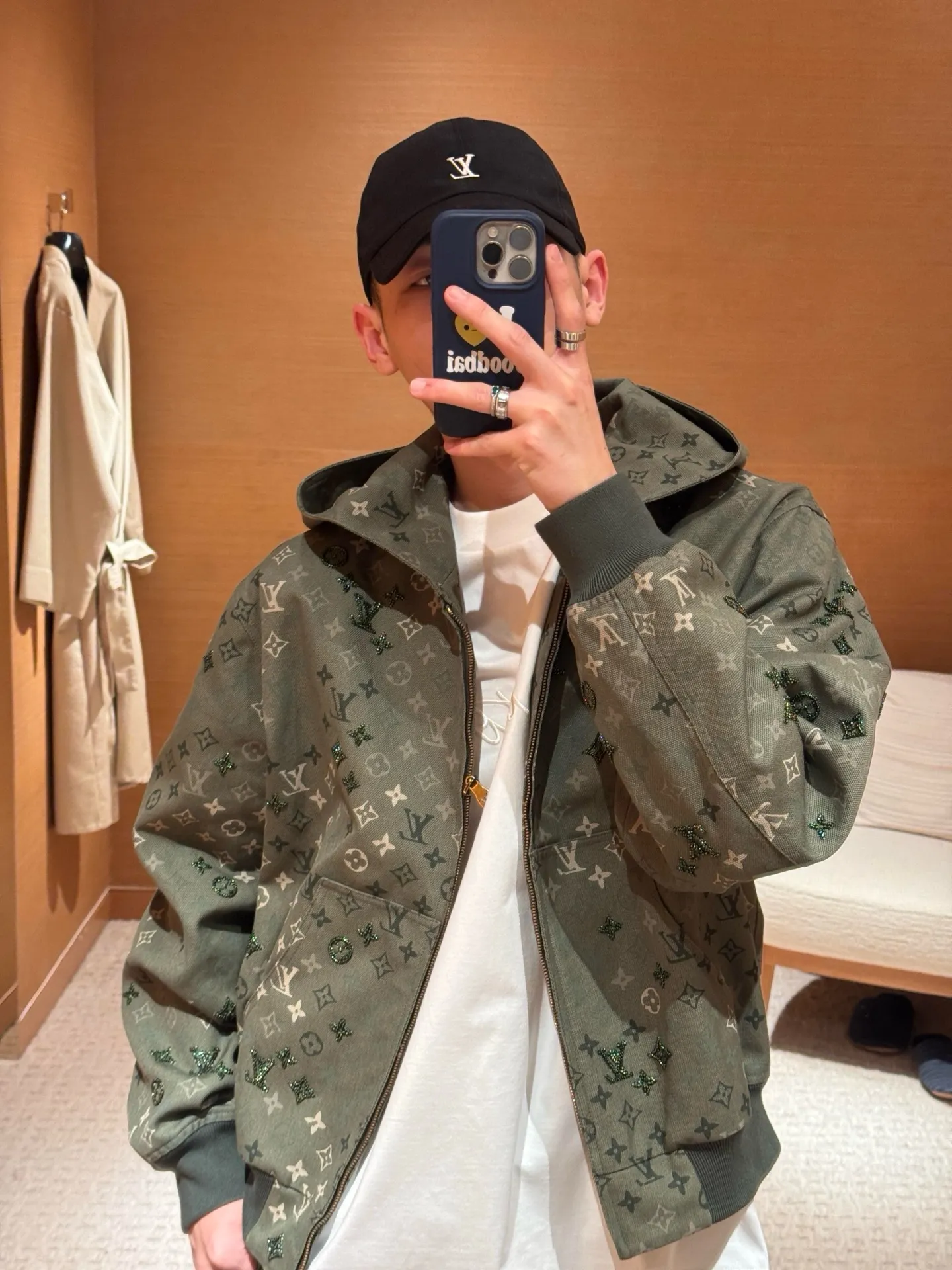 Louis Vuitton/Louis Vuitton Presbyopia printed beaded denim hooded jacket